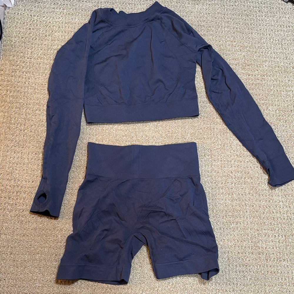 Navy Blue Long Sleeve Crop Top and Shorts workout Set